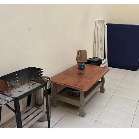 Private Garden In Shared Maisonette, Balluta Bay, W Live-in Cat * Saint Julian's