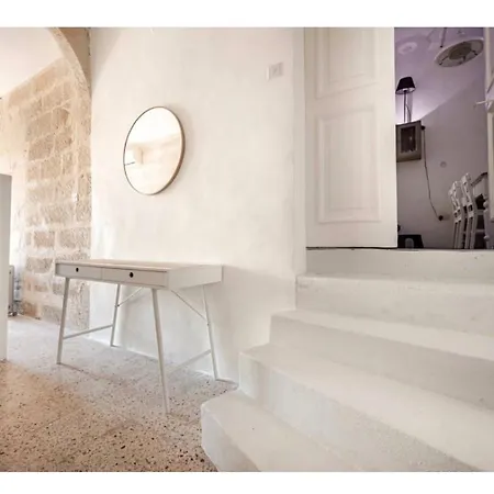 Private Garden In Shared Maisonette, Balluta Bay, W Live-in Cat *