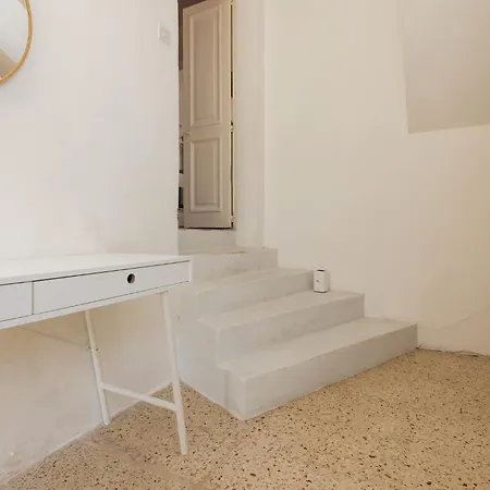 Private Garden In Shared Maisonette, Balluta Bay, W Live-in Cat *