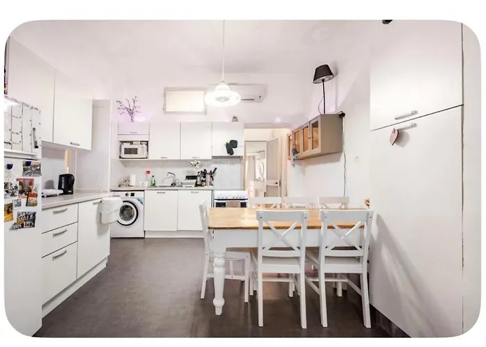 Проживание в семье Calm Haven *